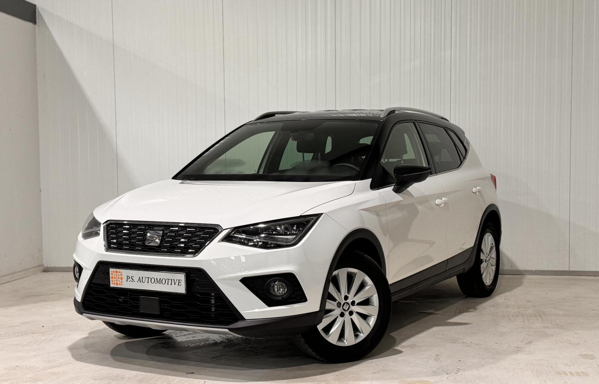 Seat Arona 1.0 TGI Xcellence FR|CAMERA|CARPLAY|CRUISE|NAVI, Auto's, Voorwielaandrijving, Gebruikt, Arona, Wit