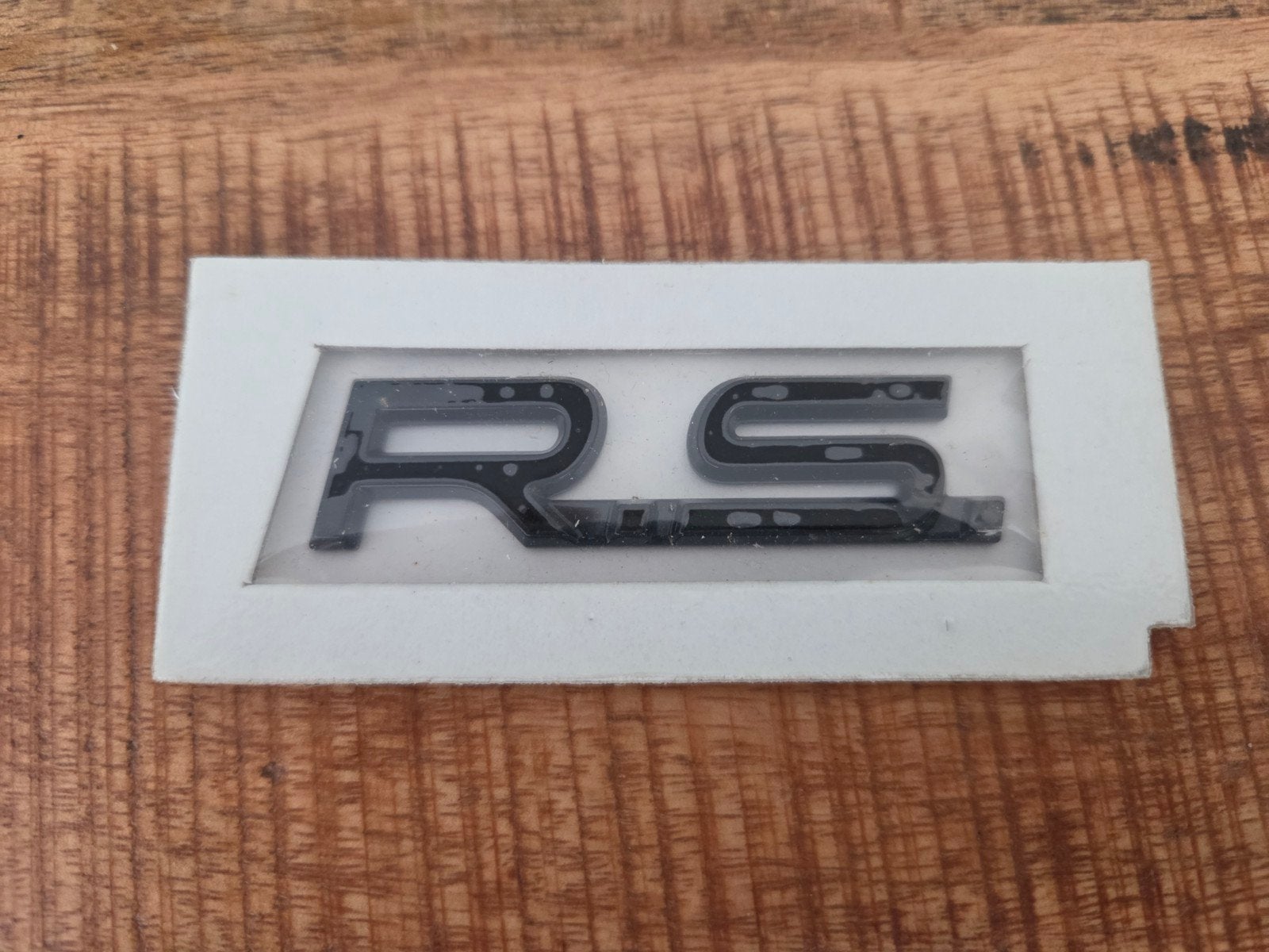 Renault Clio IV RS logo / badge black/zwart OE, Ophalen of Verzenden