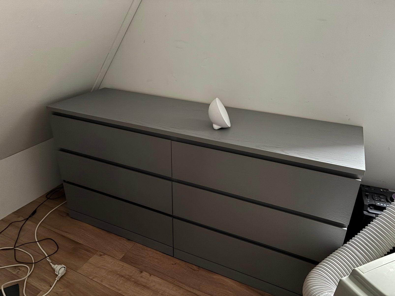 Malm ladekast ikea bijpassend nachtkastje, Huis en Inrichting, Kasten | Ladekasten, Ophalen, 50 tot 100 cm, Zo goed als nieuw