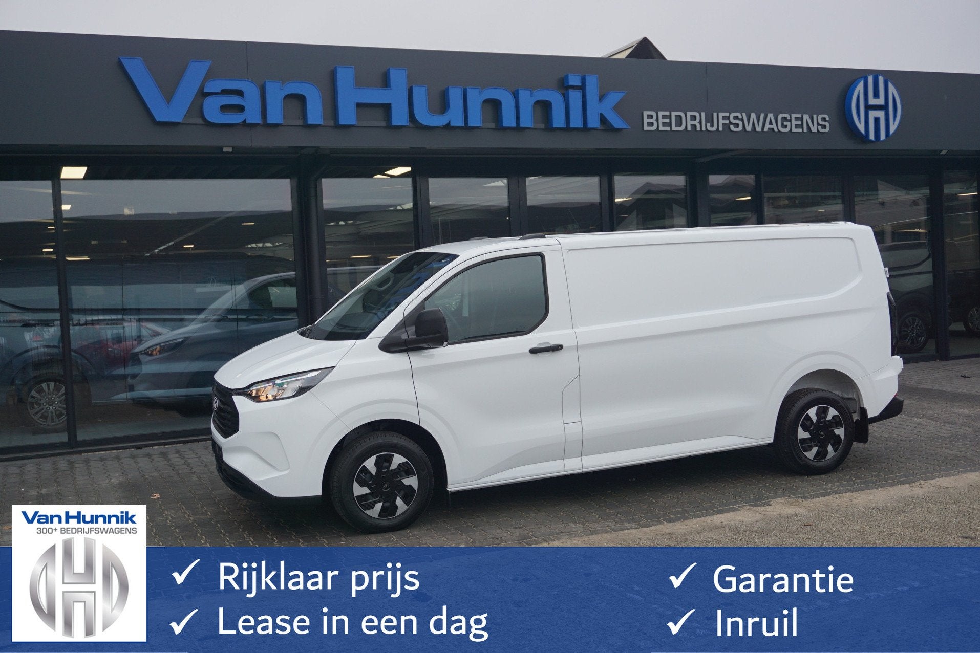 Ford Transit Custom 320L 2.5 PHEV Hybride 233PK Trend PRIJS, Auto's, Bestelauto's, Gebruikt, 4 cilinders, Wit, 14 km/l