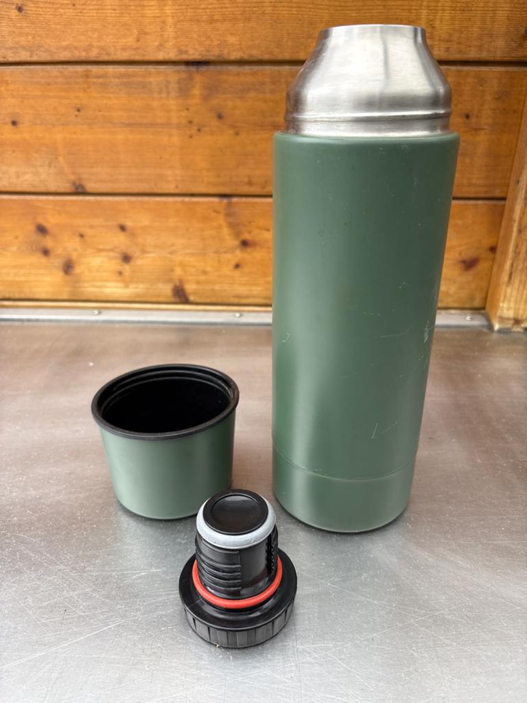 Nieuwe Thermosfles - Ideaal voor warme en koude dranken, Ophalen of Verzenden, Nieuw