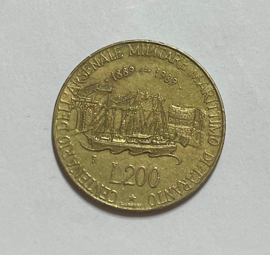 200 lire Italië 1989, Postzegels en Munten, Munten | Europa | Niet-Euromunten, Ophalen of Verzenden, Italië