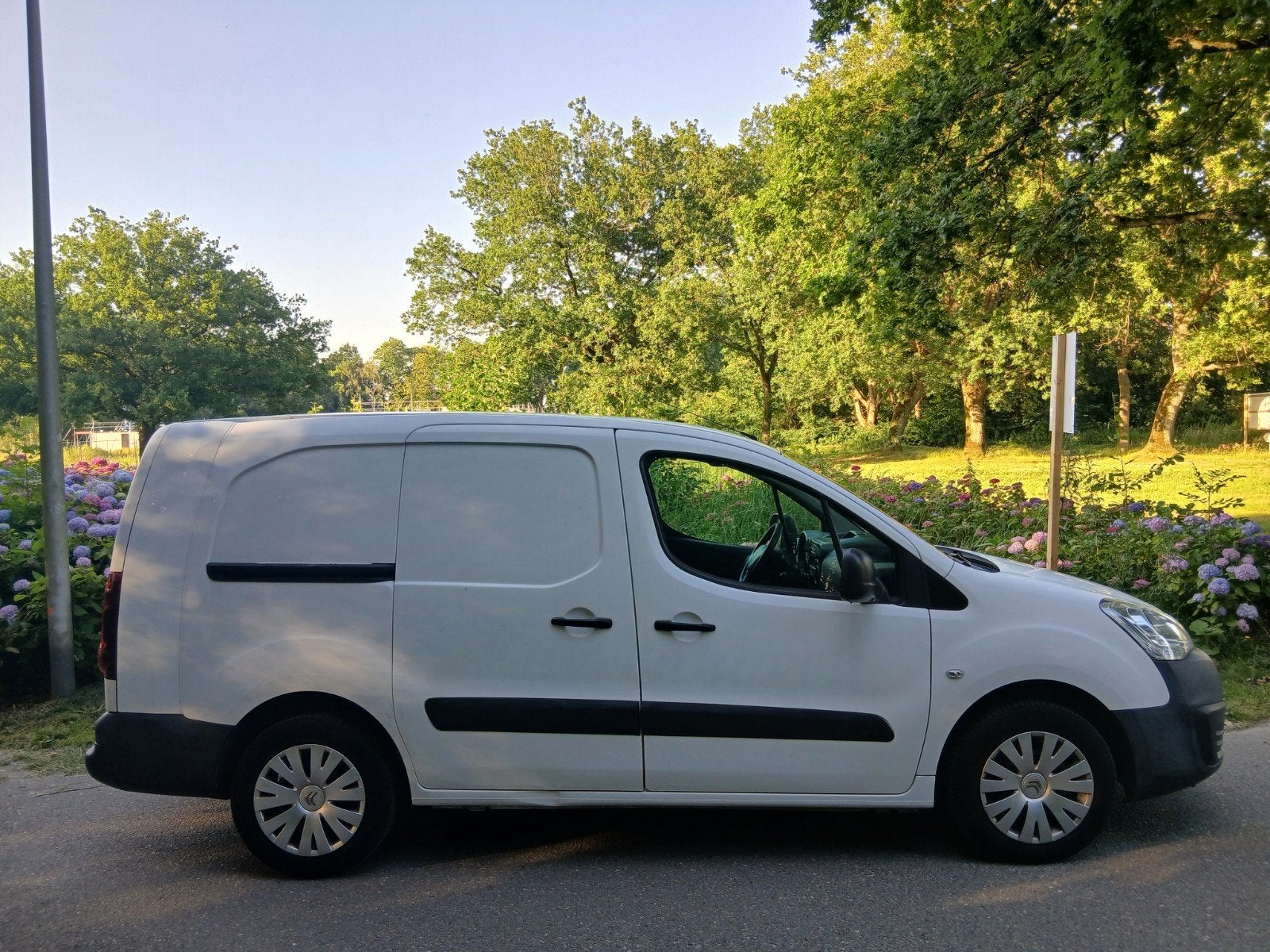 Berlingo XL L2H1 1.6 BlueHDI Euro6 100pk Airco Cruise Trekh., Auto's, Voorwielaandrijving, Stof, Euro 6, 4 cilinders