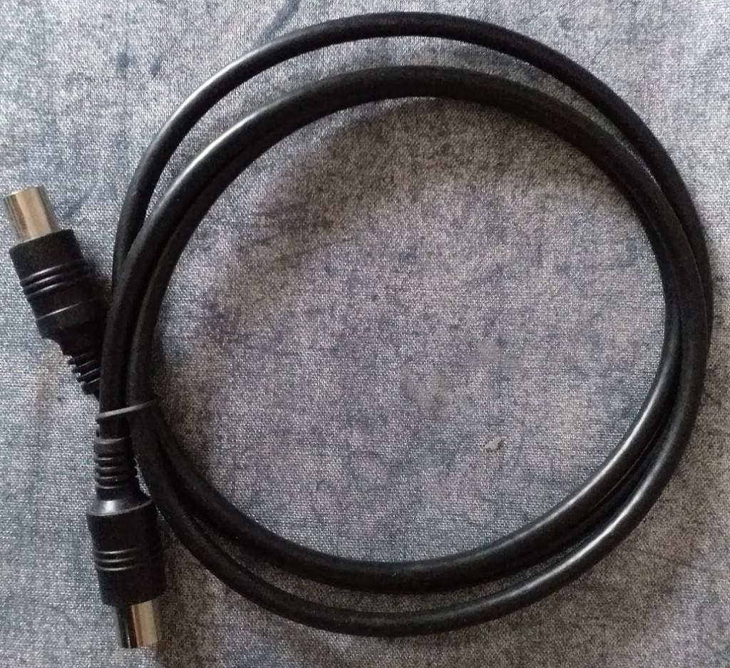 Antennekabel coax [3534]  [AuAcKa], Ophalen of Verzenden, Zo goed als nieuw, Minder dan 2 meter, Coaxiale kabel