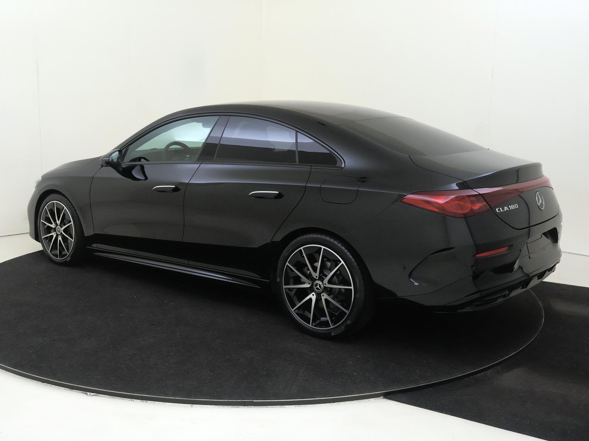 Mercedes-Benz CLA 180 Business Solution AMG / Memory-Stoelen, Auto's, CLA, 136 pk, 4 cilinders, 1505 kg