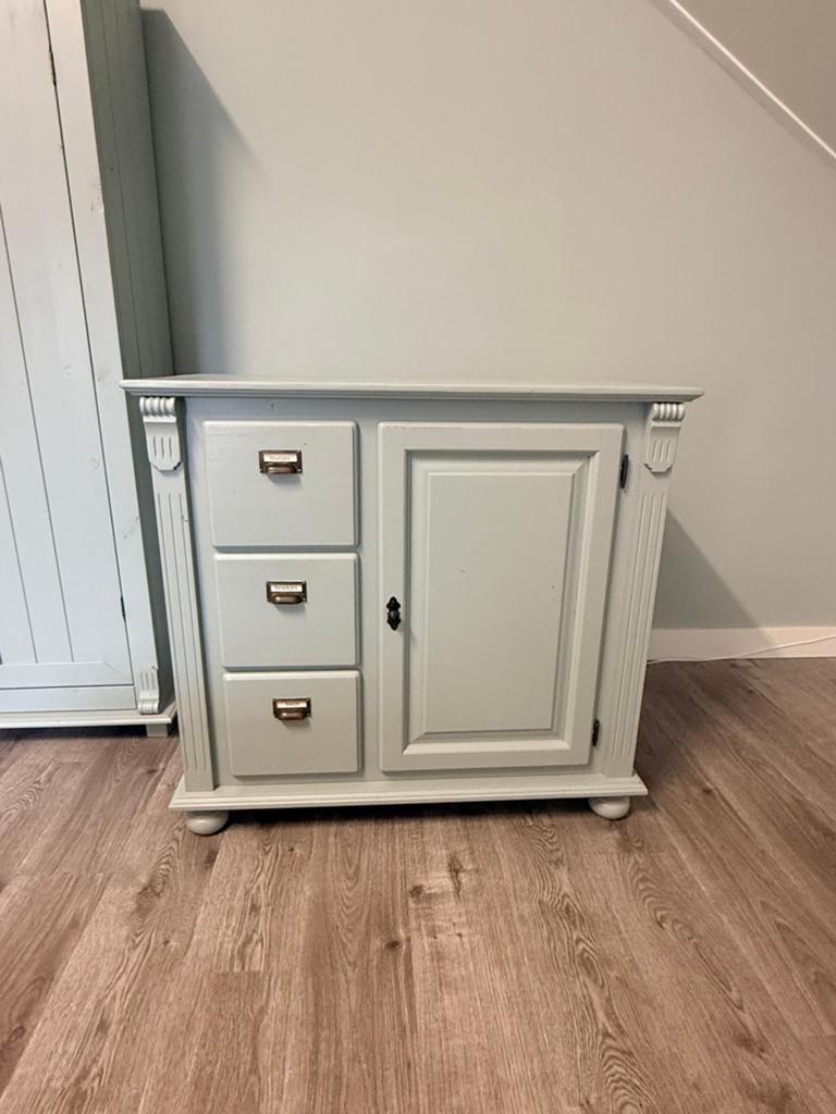 Commode met smalle hoge kast, Ophalen, 50 tot 70 cm, 90 tot 105 cm, 100 cm of meer