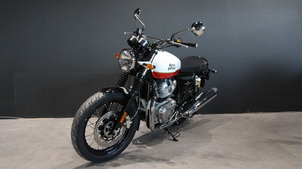 Royal-Enfield INTERCEPTOR 650 (bj 2026), Motoren, Lorentzlaan 14
3401 MX  IJSSELSTEIN UT, Bedrijf, Info@motomondo.com, MotoMondo