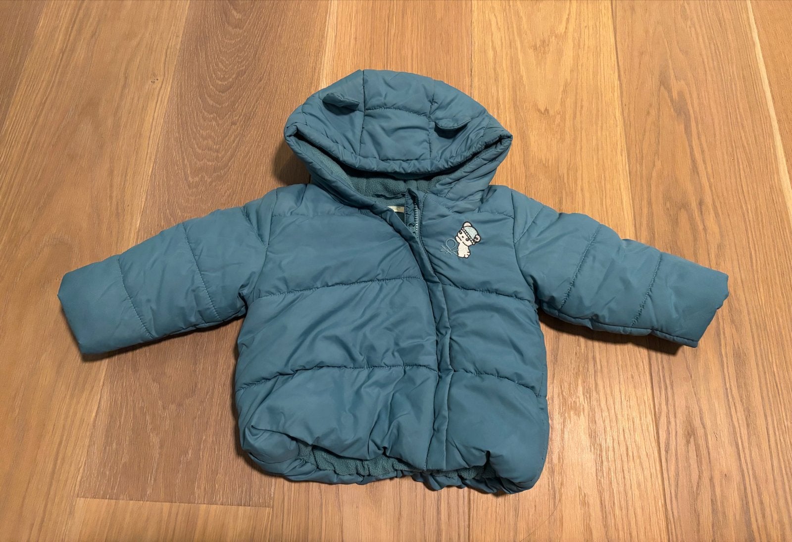 United Colors of Benetton baby winterjas met oortjes maat 74, Ophalen of Verzenden, Gebruikt, Jongetje of Meisje