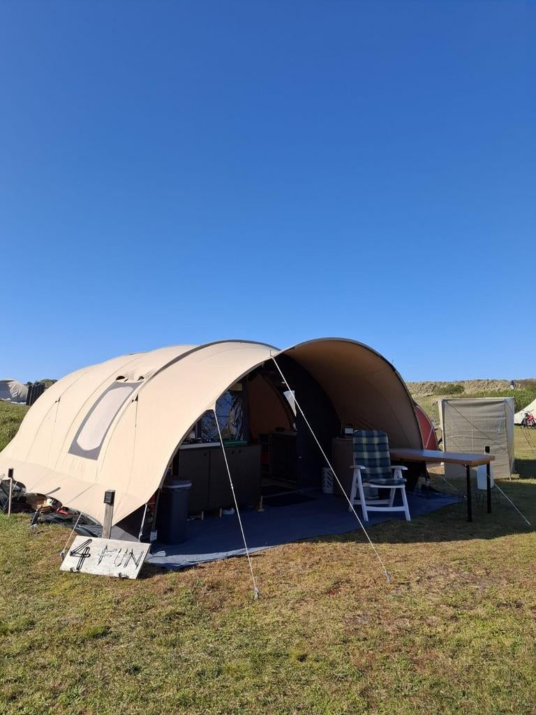 DE WAARD TENT VELDUIL TE HUUR STORTEMELK VLIELAND LAST MIN, Caravans en Kamperen, Tenten, Ophalen, Zo goed als nieuw, Tot en met 4