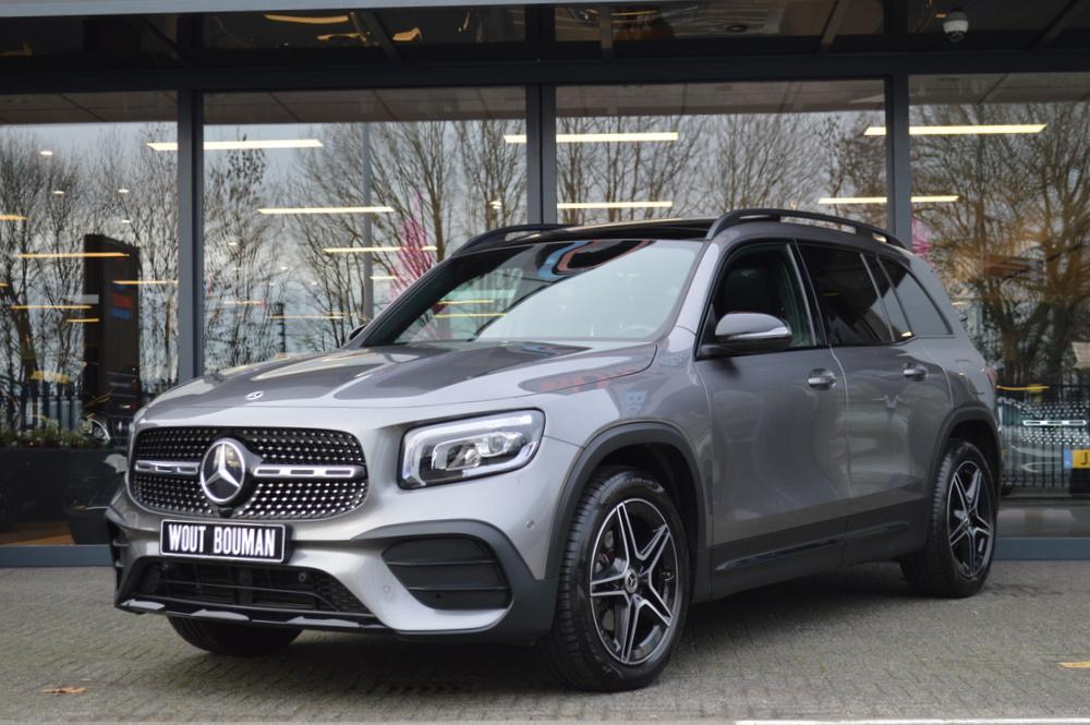 Mercedes-Benz GLB 200 AMG Led Panorama Widescreen Sfeer Came, Automatische klimaatregeling, 4 cilinders, 163 pk, 14 km/l