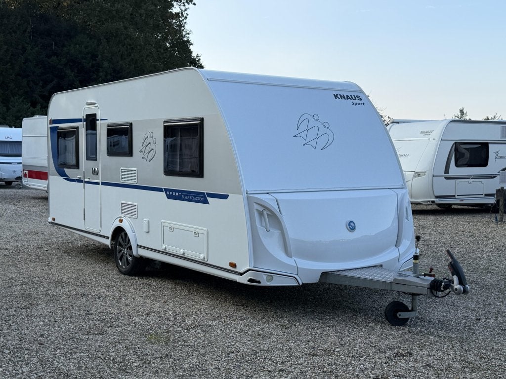 Knaus Sport Silver Selection 500 EU Mover Enkele bedden Tent, Caravans en Kamperen, Rondzit, Serviceluik, Bedrijf, 2 aparte bedden