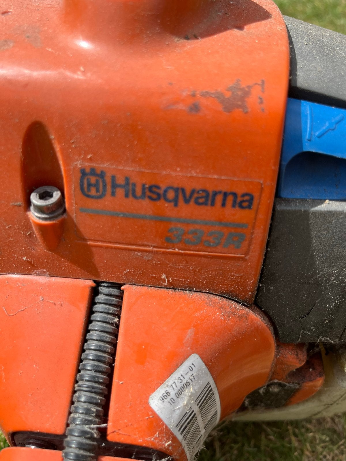 Husqvarna 323R bosmaaier - Werkt perfect, even schoonmaken, Tuin en Terras, Bosmaaiers, Ophalen, Gebruikt, Benzine
