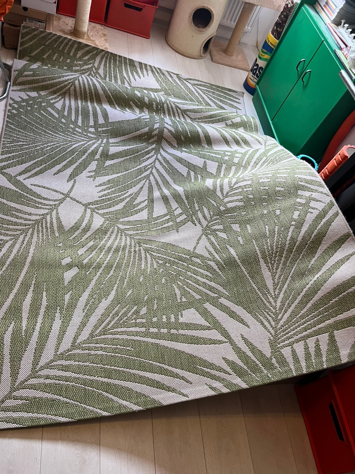 Vloerkleed met palmbladeren, Huis en Inrichting, Stoffering | Tapijten en Kleden, Ophalen, Gebruikt, Botanisch, 150 tot 200 cm