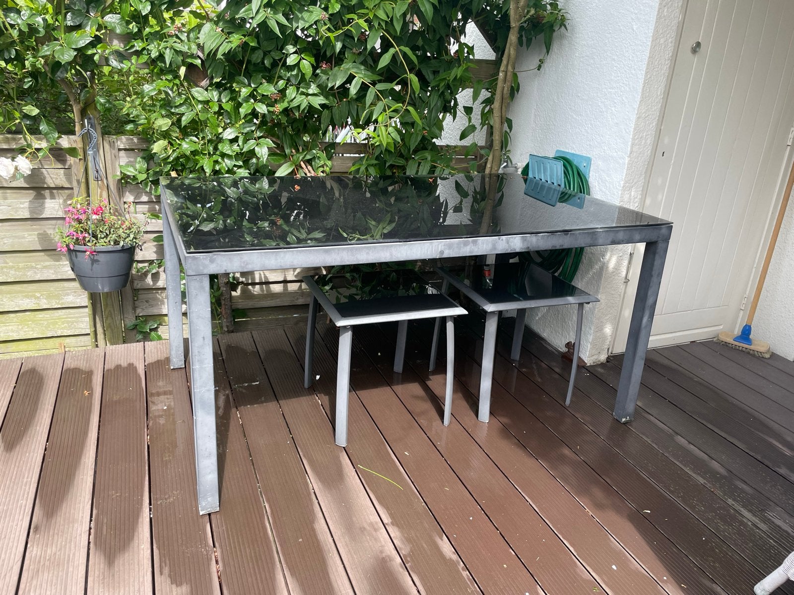 Moderne tuintafel met glazen blad en metalen frame, Ophalen, Gebruikt, Rechthoekig, Metaal