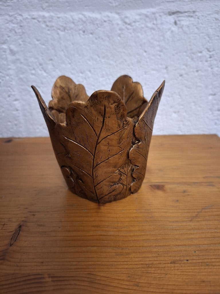 bloempot hoogte 10 cm. keramiek bladeren bronskleur, Tuin en Terras, Rond, Ophalen of Verzenden, Aardewerk, Binnen