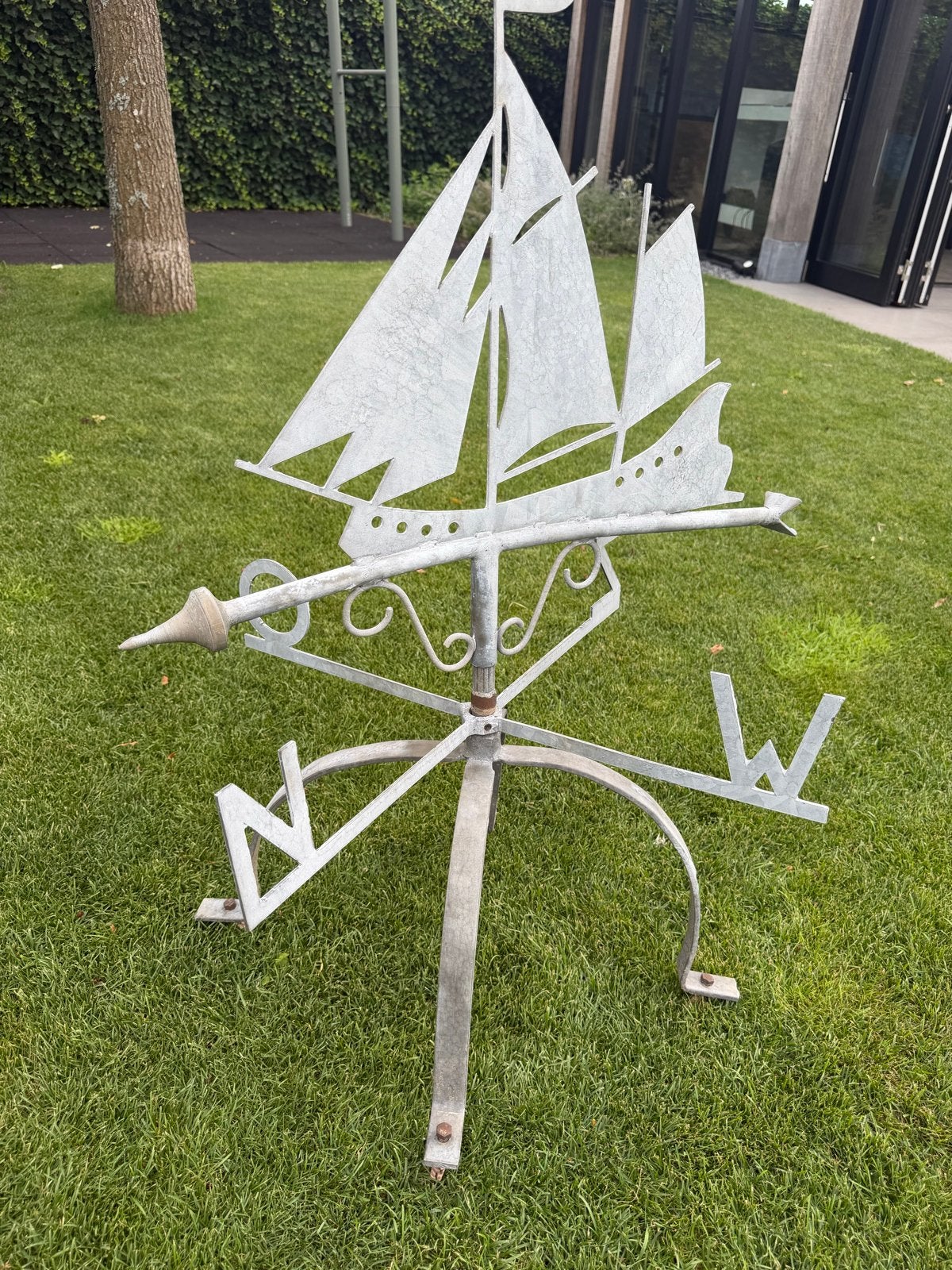 Metalen windwijzer met zeilschip, Tuin en Terras, Windwijzers en Windmolens, Ophalen of Verzenden, Gebruikt