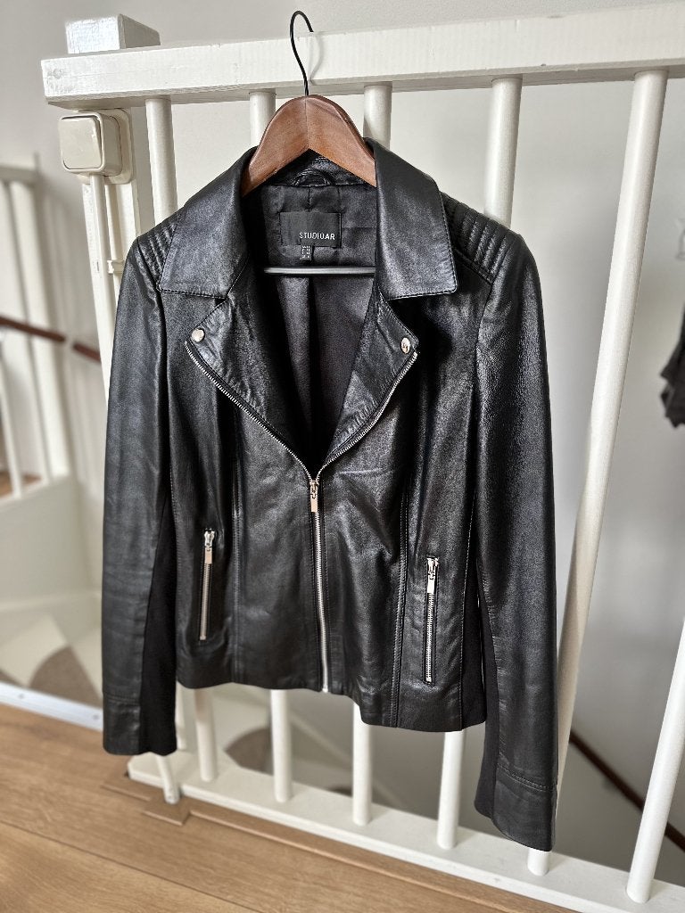 Als nieuw! Studio AR Leren jasje/blazer, zwart, maat 42, Zwart, Maat 42/44 (L), Studio AR, Ophalen of Verzenden
