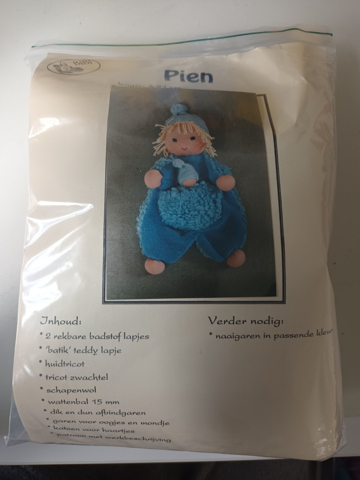 Poppenpakket pakket pop Pien Bibi om zelf te maken blauw, Ophalen of Verzenden, Nieuw
