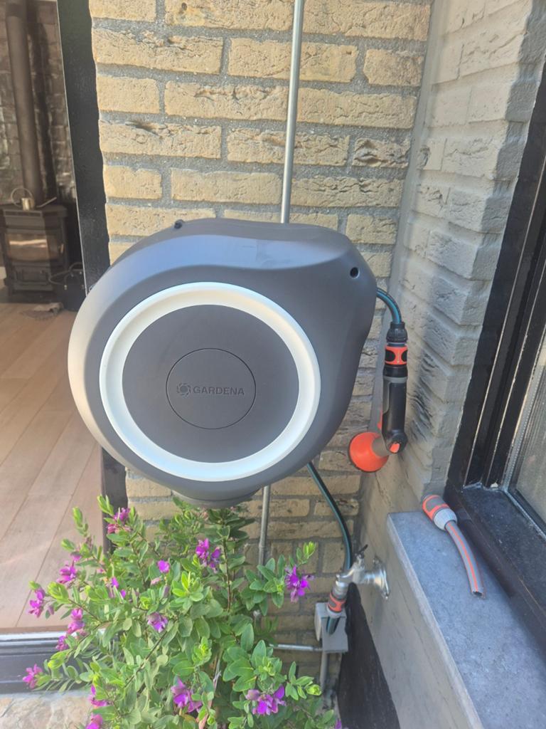 Gardena RollUp M Wandslangbox 20m - nieuw, Tuin en Terras, Tuinslangen, Ophalen of Verzenden, Nieuw, Tuinslang