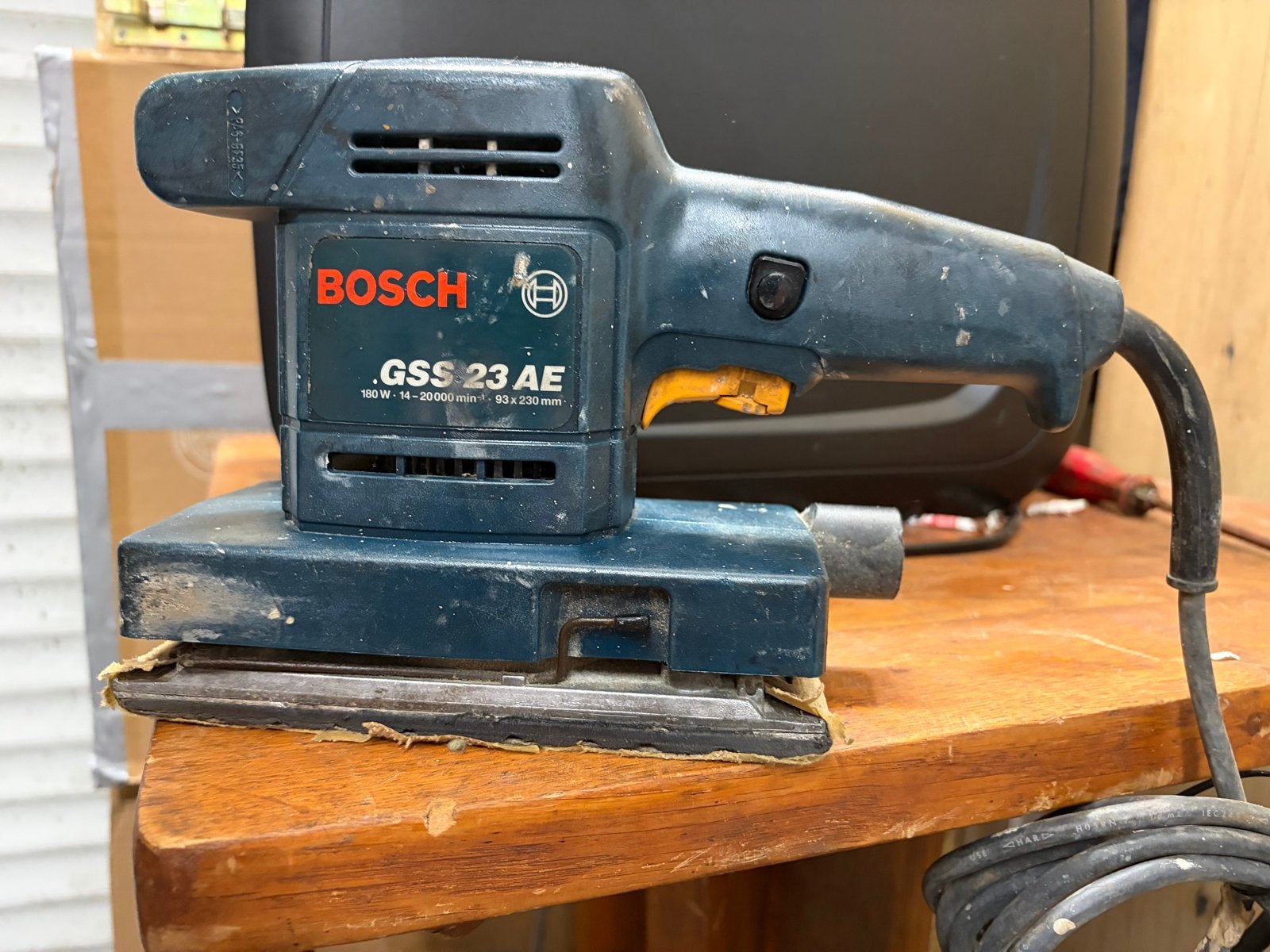 Bosch GSS 23 AE Vlakschuurmachine - Gebruikt, Ophalen of Verzenden, Gebruikt, Minder dan 600 watt, Vlakschuurmachine