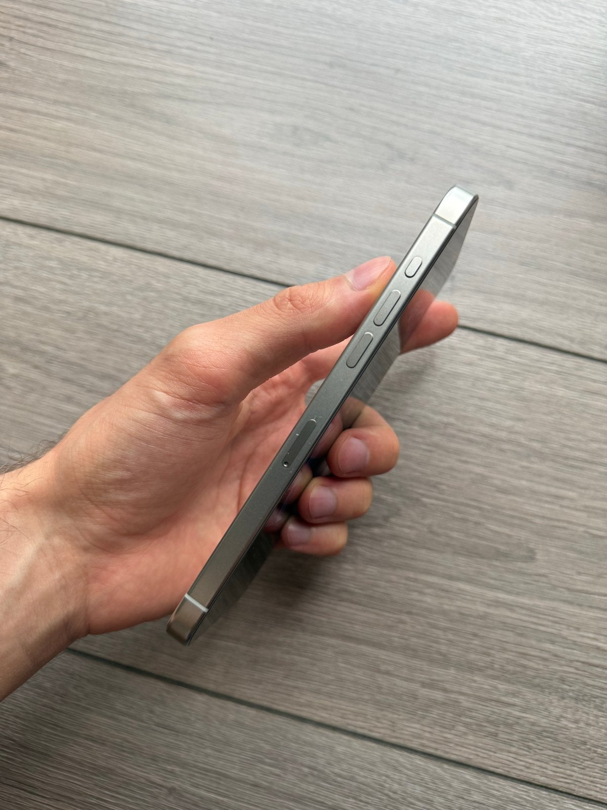 Foto 3 van iPhone 15 Pro Max 256 GB - Zeer goede staat + hoesjes