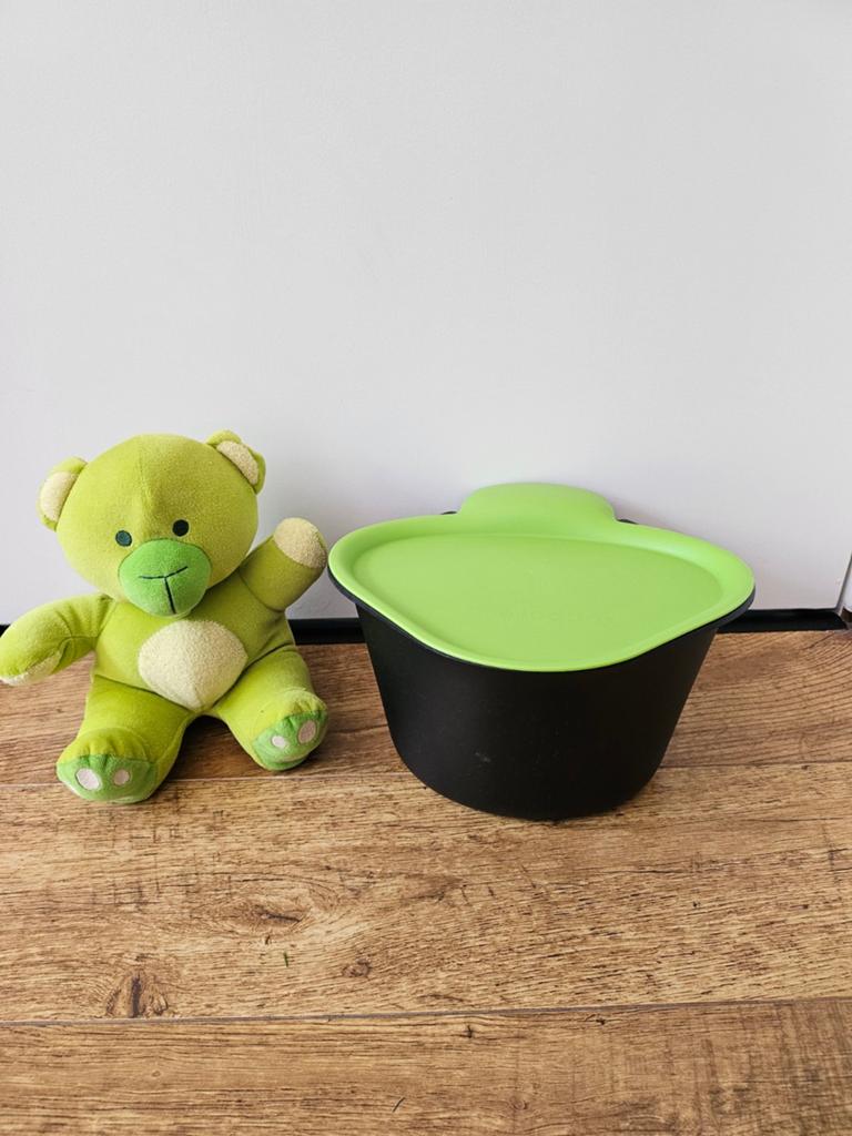 ☆ Tupperware driehoek afval bakje zwart groen, Ophalen of Verzenden, Zo goed als nieuw, Groen, Bak of Kom