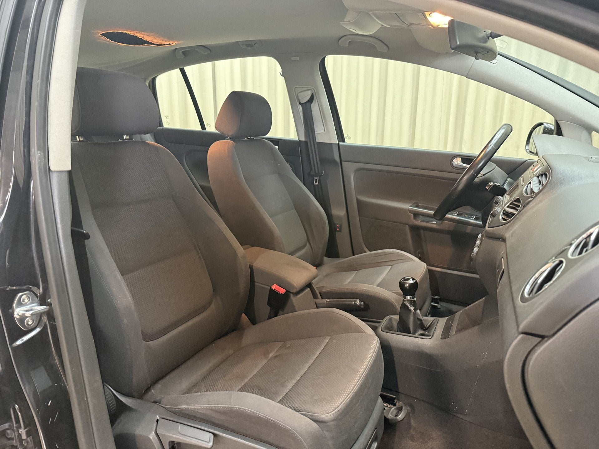 Volkswagen Golf Plus 1.6 FSI Sportline Nieuwe APK (bj 2005), Stof, Gebruikt, 4 cilinders, 116 pk