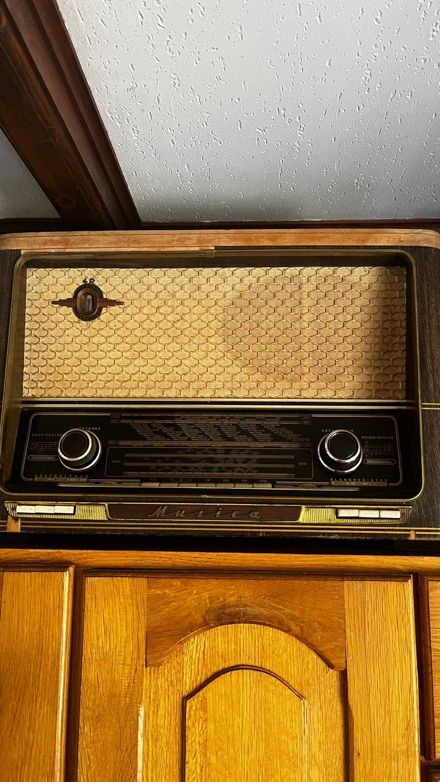 Retro radio, Ophalen
