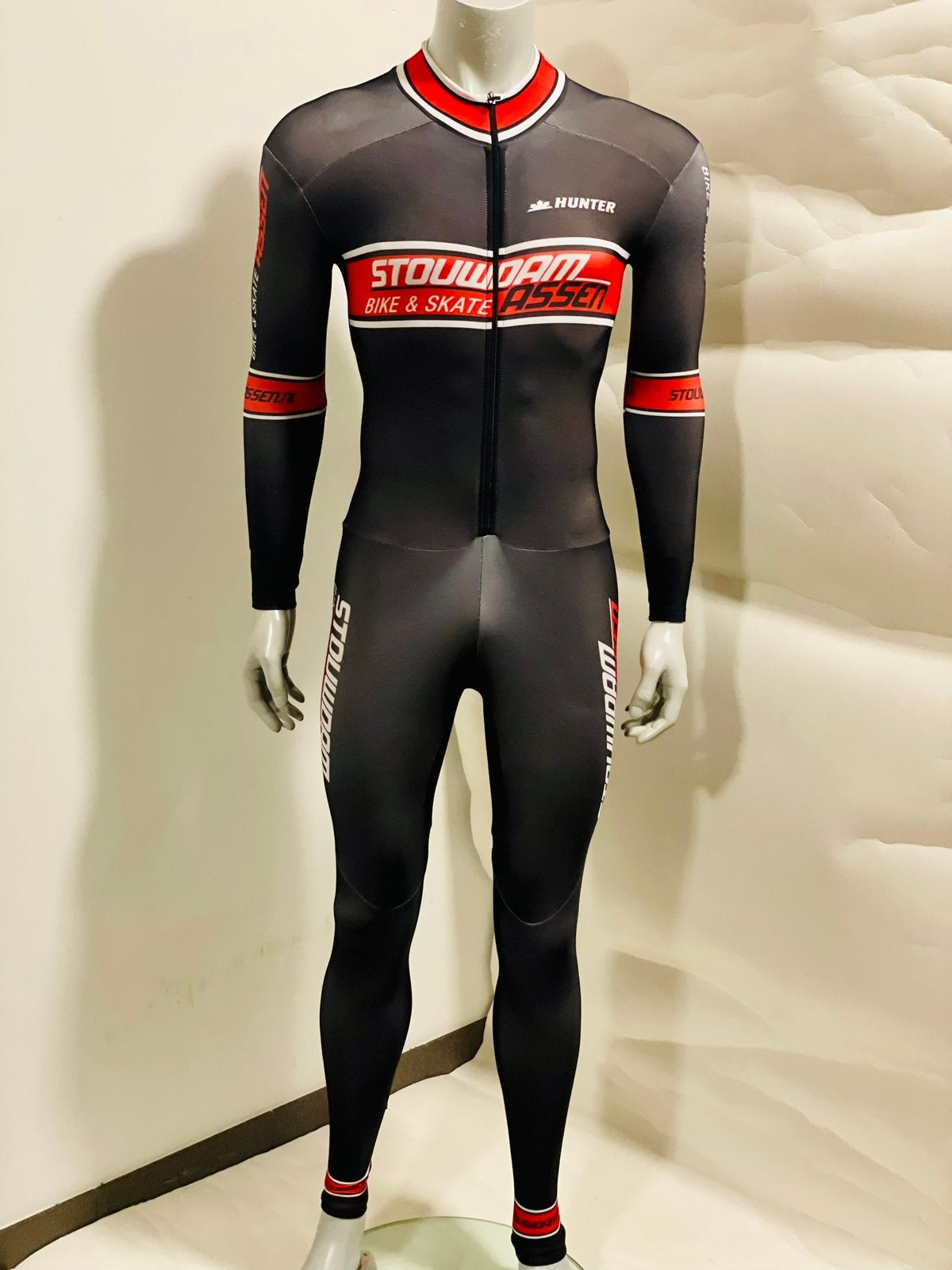 Schaatskleding schaatspak snelpak speedsuit maat M thermo, Sport en Fitness, Schaatsen, Ophalen of Verzenden, Zo goed als nieuw