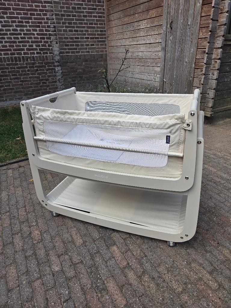 Snuz co-sleeper Snuzpod 5 Cashmere, Ophalen, Zo goed als nieuw, Wieg