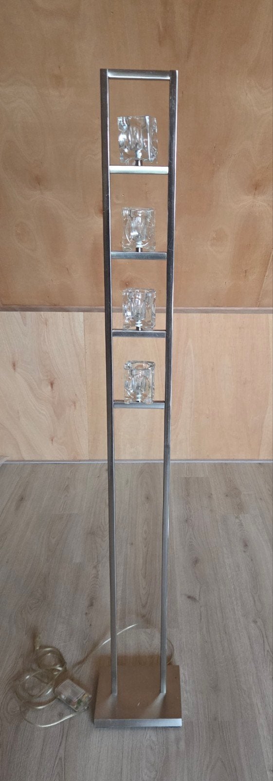 Moderne staande lamp met glazen kappen, Huis en Inrichting, Ophalen, Gebruikt, Overige fittingen, Glas