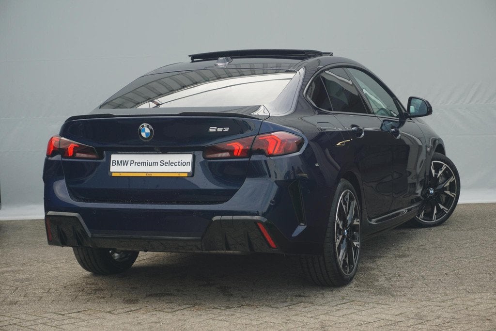 BMW 2 Serie Gran Coupé 223 xDrive 19'' / Panoramdak / Harma, Auto's, 1998 cc, Stof, 4 cilinders, Met garantie (alle)