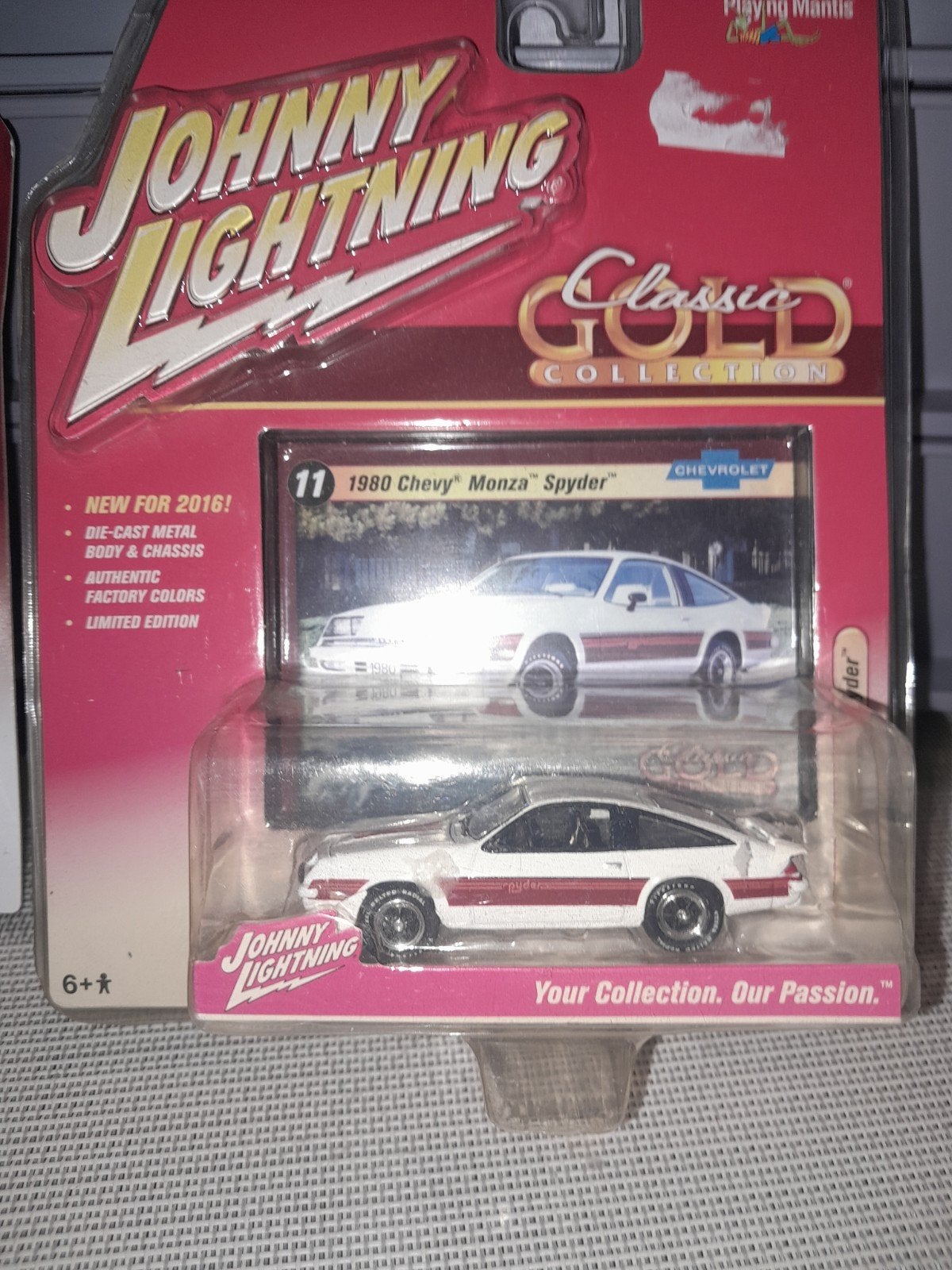 Johnny Lightning 1980 Chevy Monza Spyder 1:64 Die-Cast, Hobby en Vrije tijd, Modelbouw | Auto's en Voertuigen, Ophalen of Verzenden