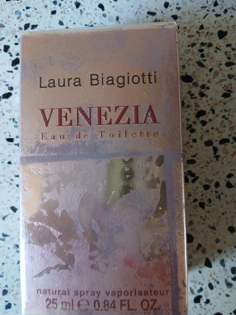 Parfum laura boognotti, Sieraden, Tassen en Uiterlijk, Uiterlijk | Parfum, Ophalen of Verzenden, Nieuw