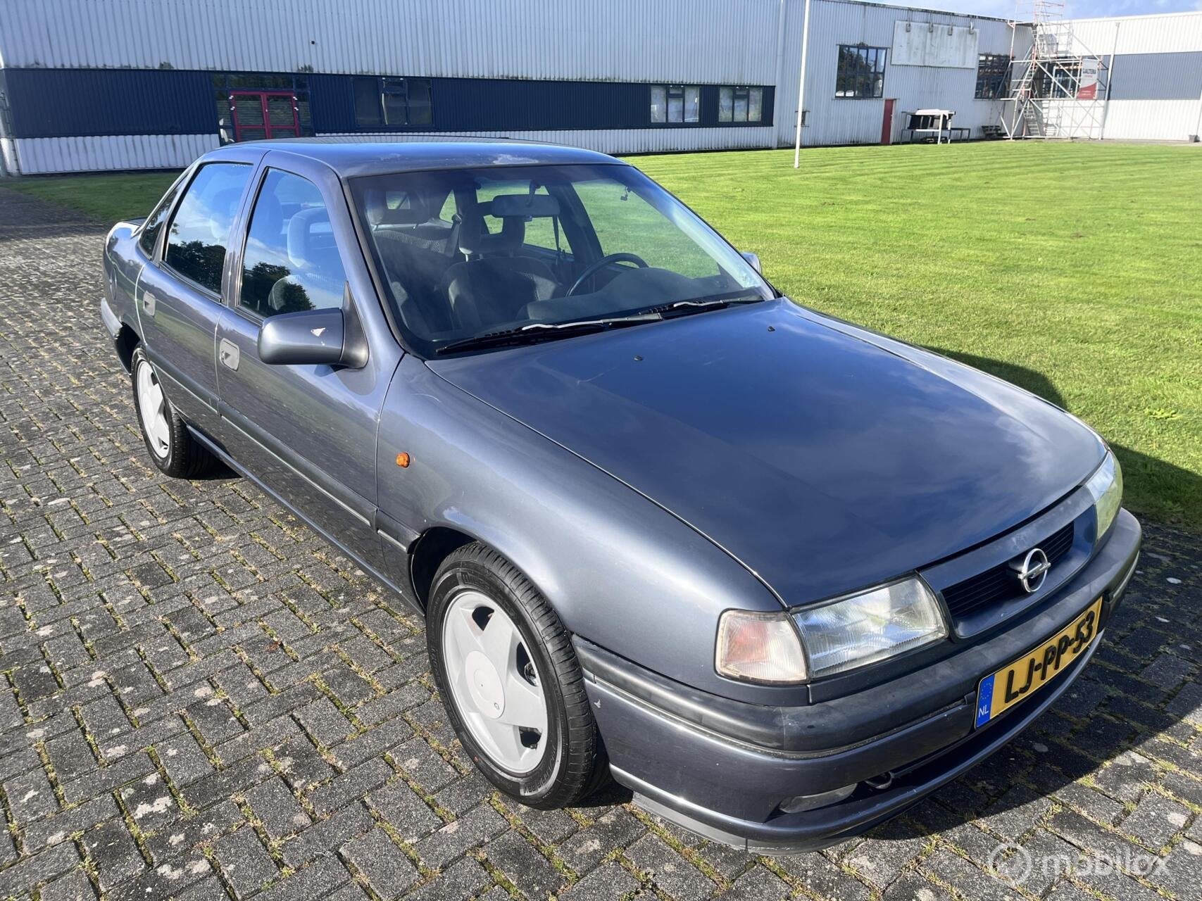 Opel Vectra 2.5 V6 CD Automaat / APK / NAP / Airco / Stoelve, 1350 kg, Stof, Gebruikt, 1295 kg