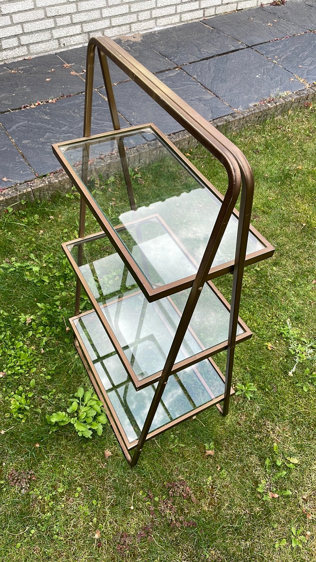 Etagere tafeltje kastje, Huis en Inrichting, Woonaccessoires | Krantenbakken en Lectuurbakken, Ophalen, Zo goed als nieuw