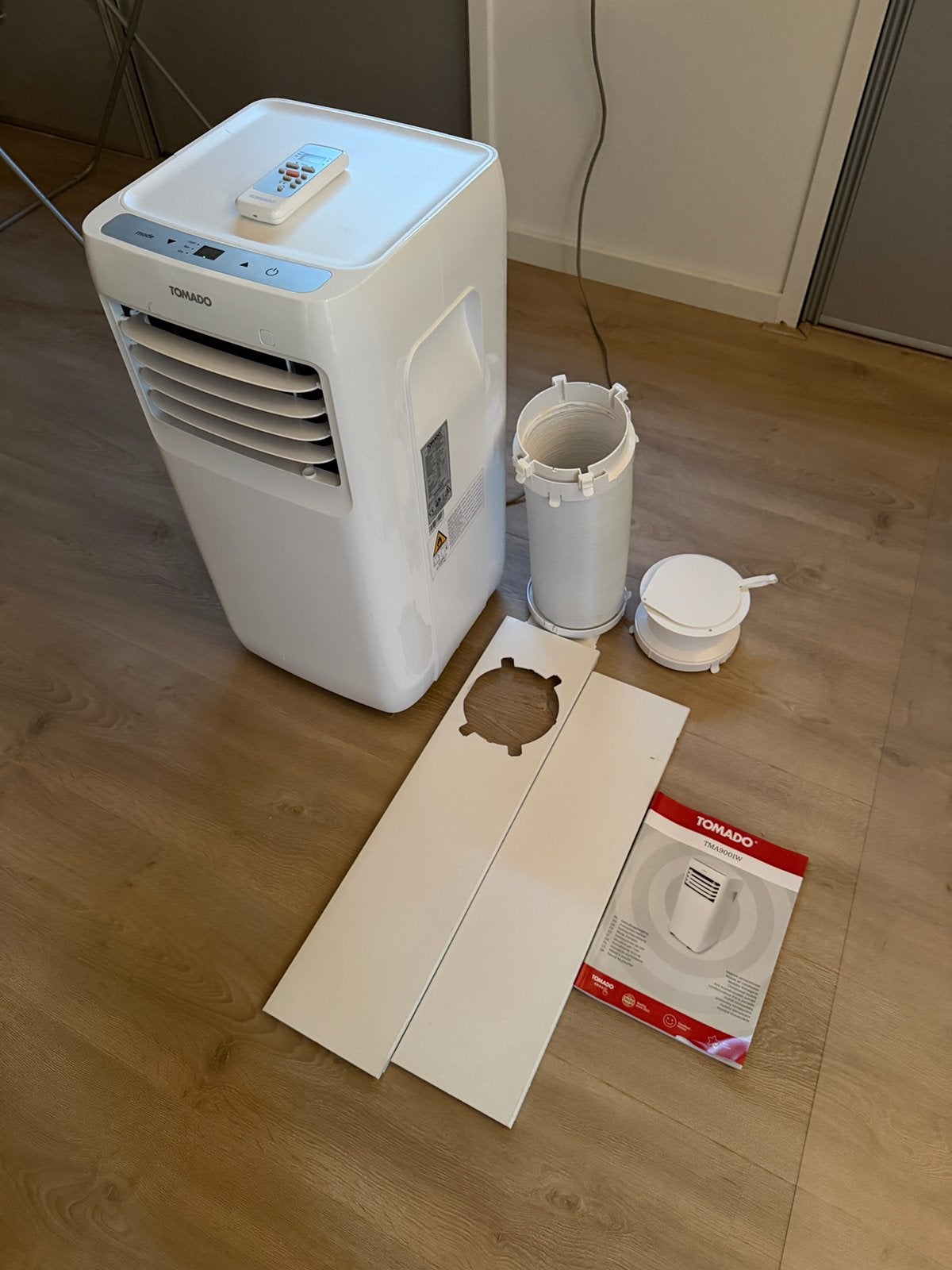 Mobiele Airco Tomado 9001, Witgoed en Apparatuur, Airco's, Ophalen, Minder dan 60 m³, 3 snelheden of meer, Zo goed als nieuw