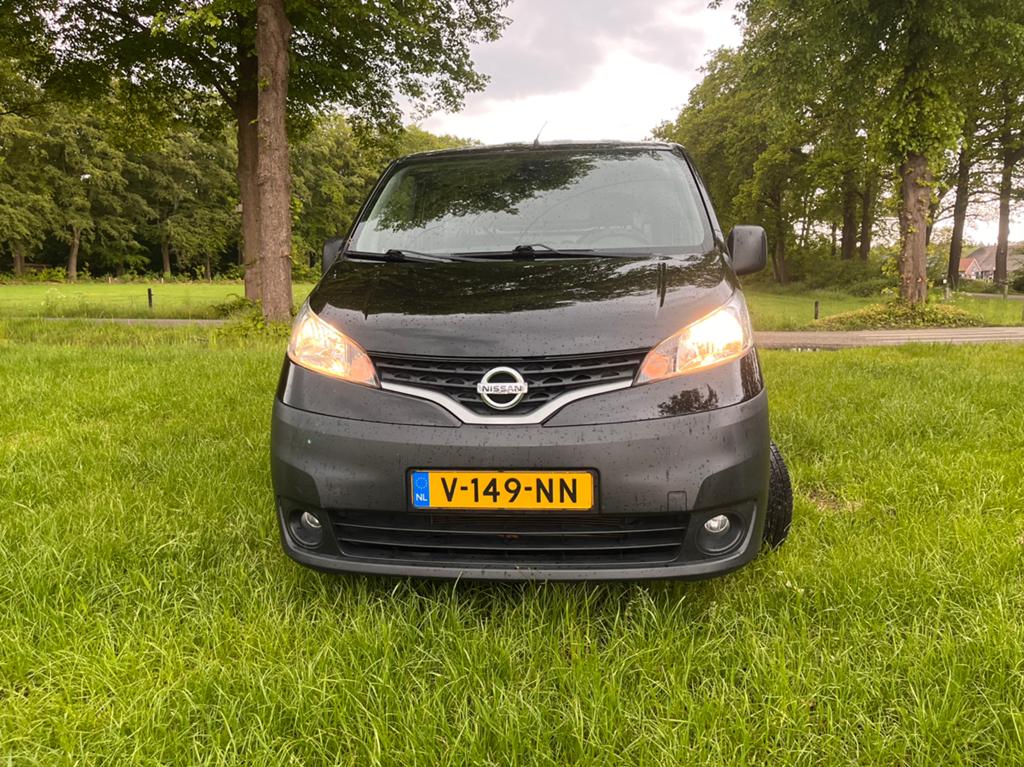 Nissan Nv200 1.6 81KW 2018, Auto's, Bestelauto's, Zwart, 1598 cc, Nissan, 110 pk