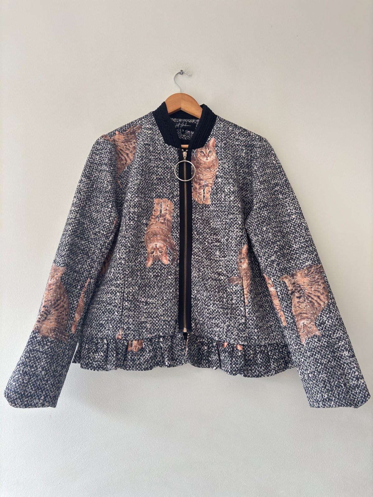 Jeff Galliano Bomberjack met Kattenprint - Maat 42, Kleding | Dames, Ophalen of Verzenden, Gedragen, Maat 42/44 (L), Meerkleurig