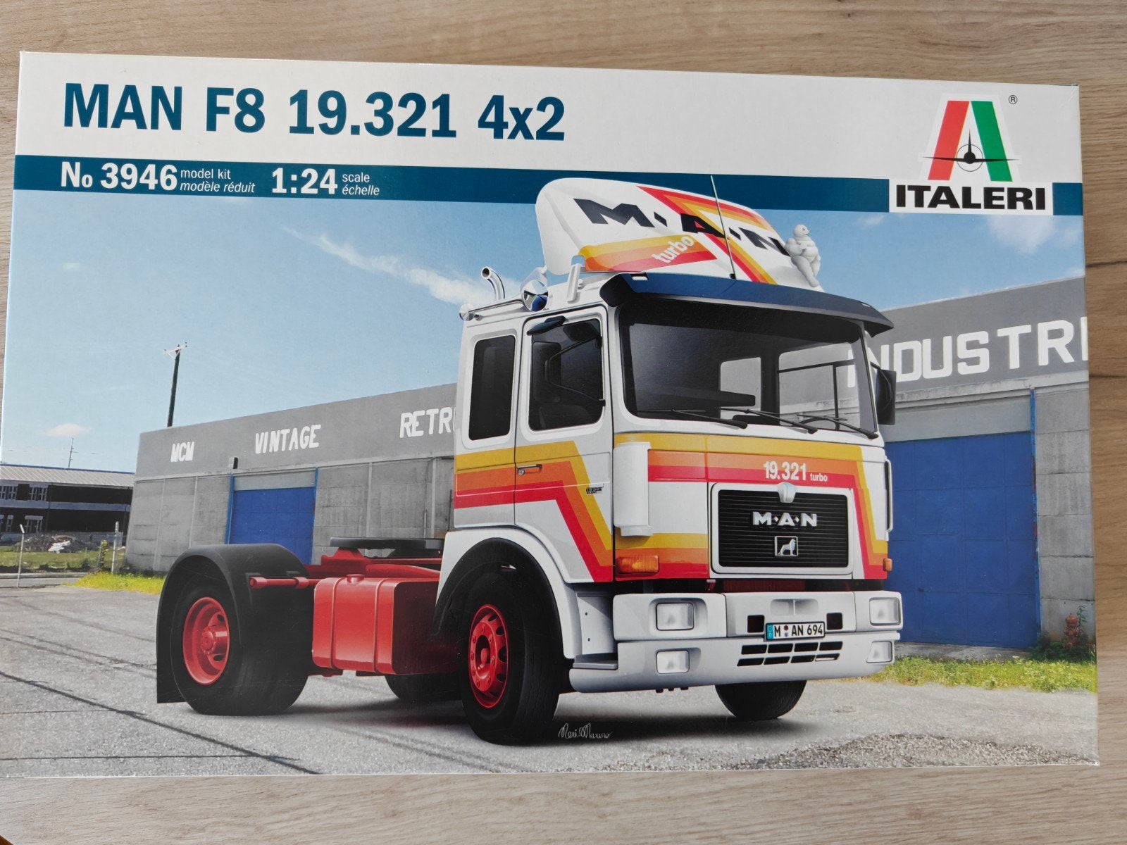italeri MAN F8 19.321 (Saviem) 1:24, Ophalen of Verzenden, Nieuw, Truck, Italeri