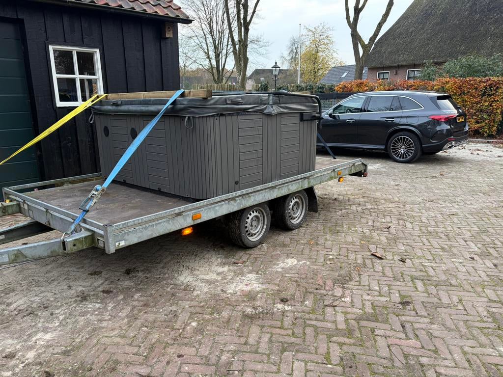 Gezocht / Inkoop Jacuzzi, Ophalen, Zo goed als nieuw