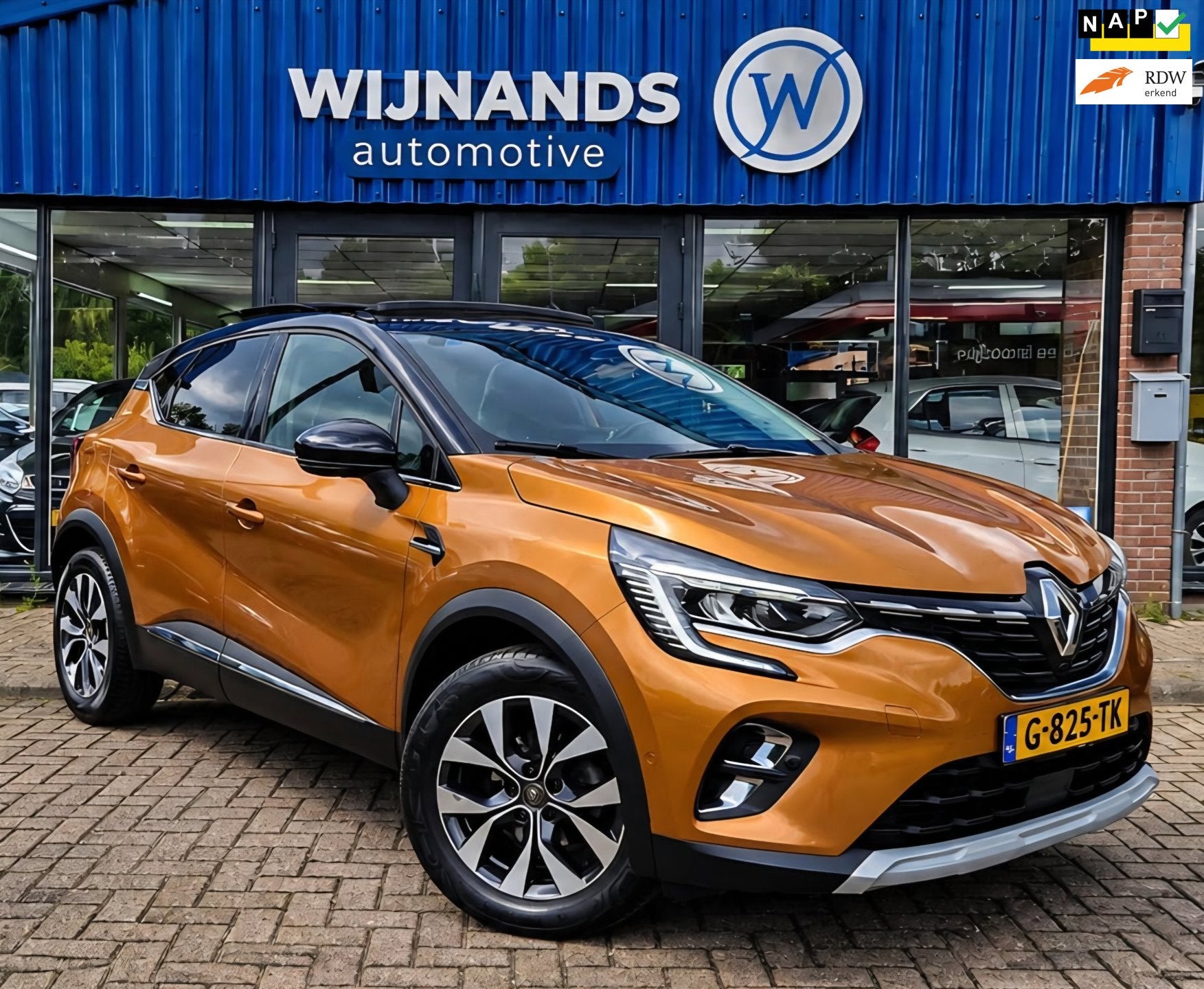 Renault Captur 1.0 TCe 100 Intens Trekhaak Panoramadak 360, Auto's, Voorwielaandrijving, 101 pk, Euro 6, Overige kleuren