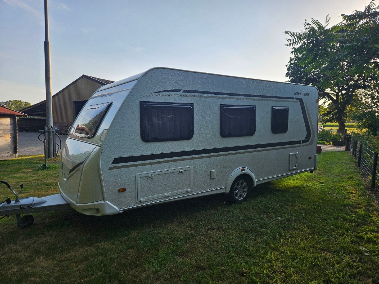 Weinsberg CaraOne 480 QDK (2018) | Lichtgewicht + stapelbed, Overige merken, Treinzit, Particulier, Dwarsbed