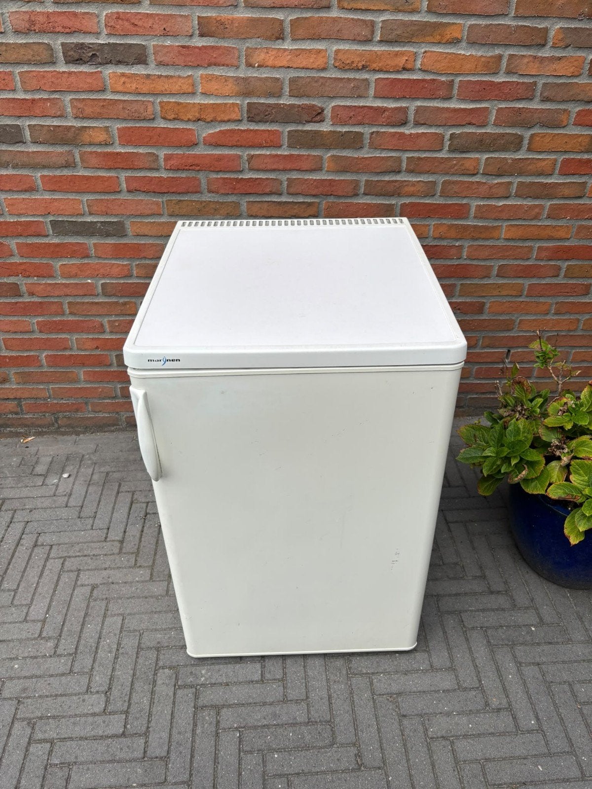 Tafelmodel koelkast in nette staat, werkt goed, 75 tot 100 liter, Zo goed als nieuw, 45 tot 60 cm, Met vriesvak