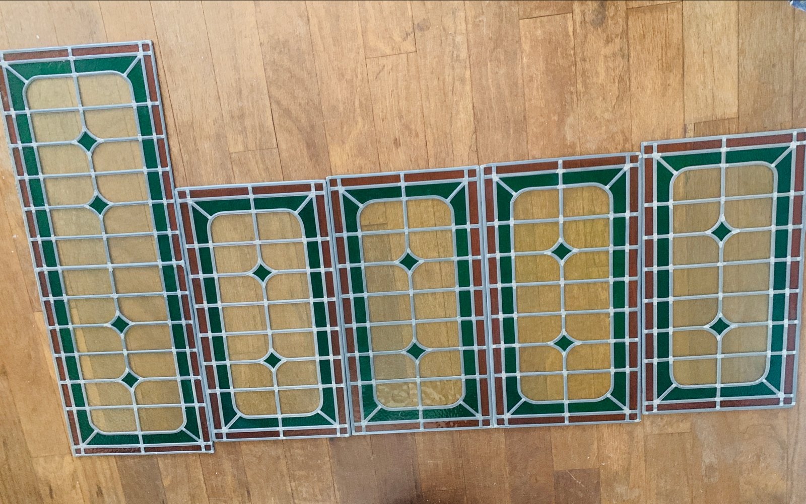 Set van 5 glas in lood ramen - Geel, groen, bruin, Ophalen, Gebruikt, Glasplaat, Minder dan 80 cm