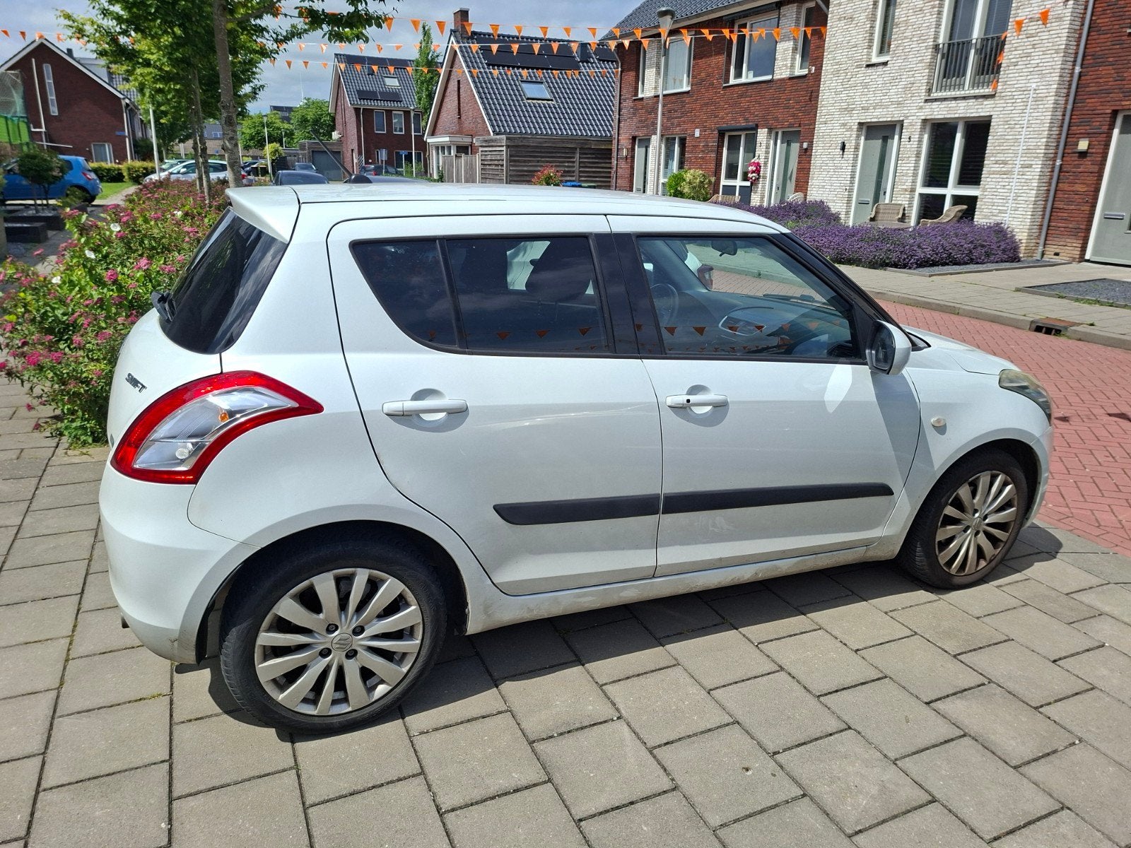 Suzuki Swift 1.2 5-D 2014 Wit, Voorwielaandrijving, 4 cilinders, 400 kg, Origineel Nederlands