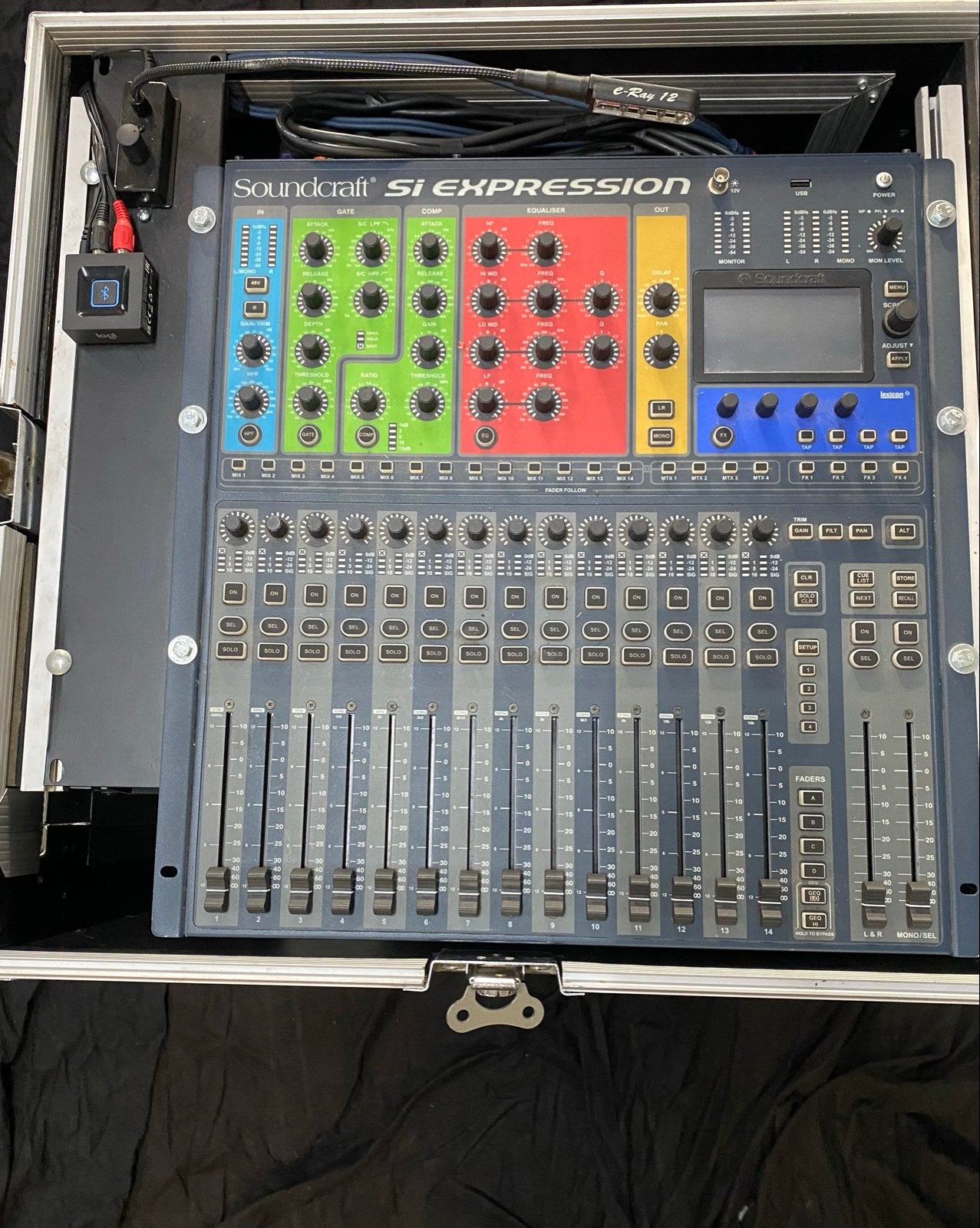 Soundcraft Si Expression Digitale Mixer, Muziek en Instrumenten, Ophalen, Gebruikt, 20 kanalen of meer