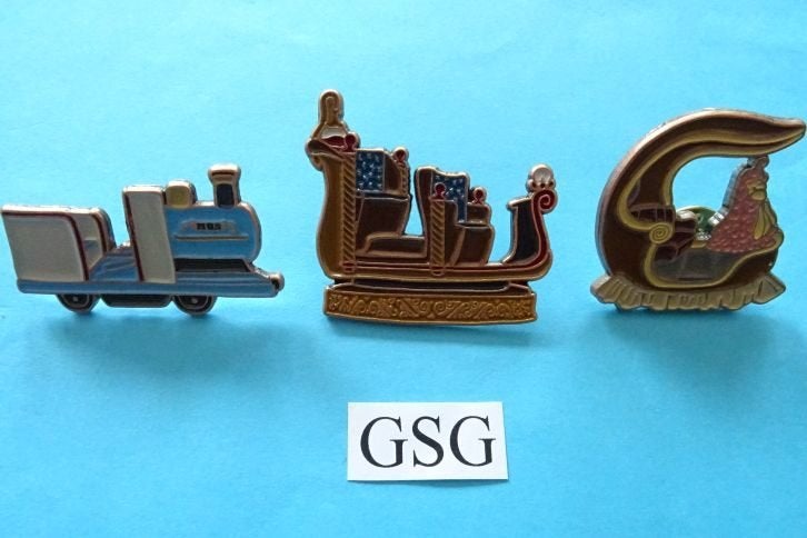 Voertuigen nr. EPP433-02 t/m EPP435-02, Verzamelen, Efteling, Zo goed als nieuw, Button of Speldje, Ophalen