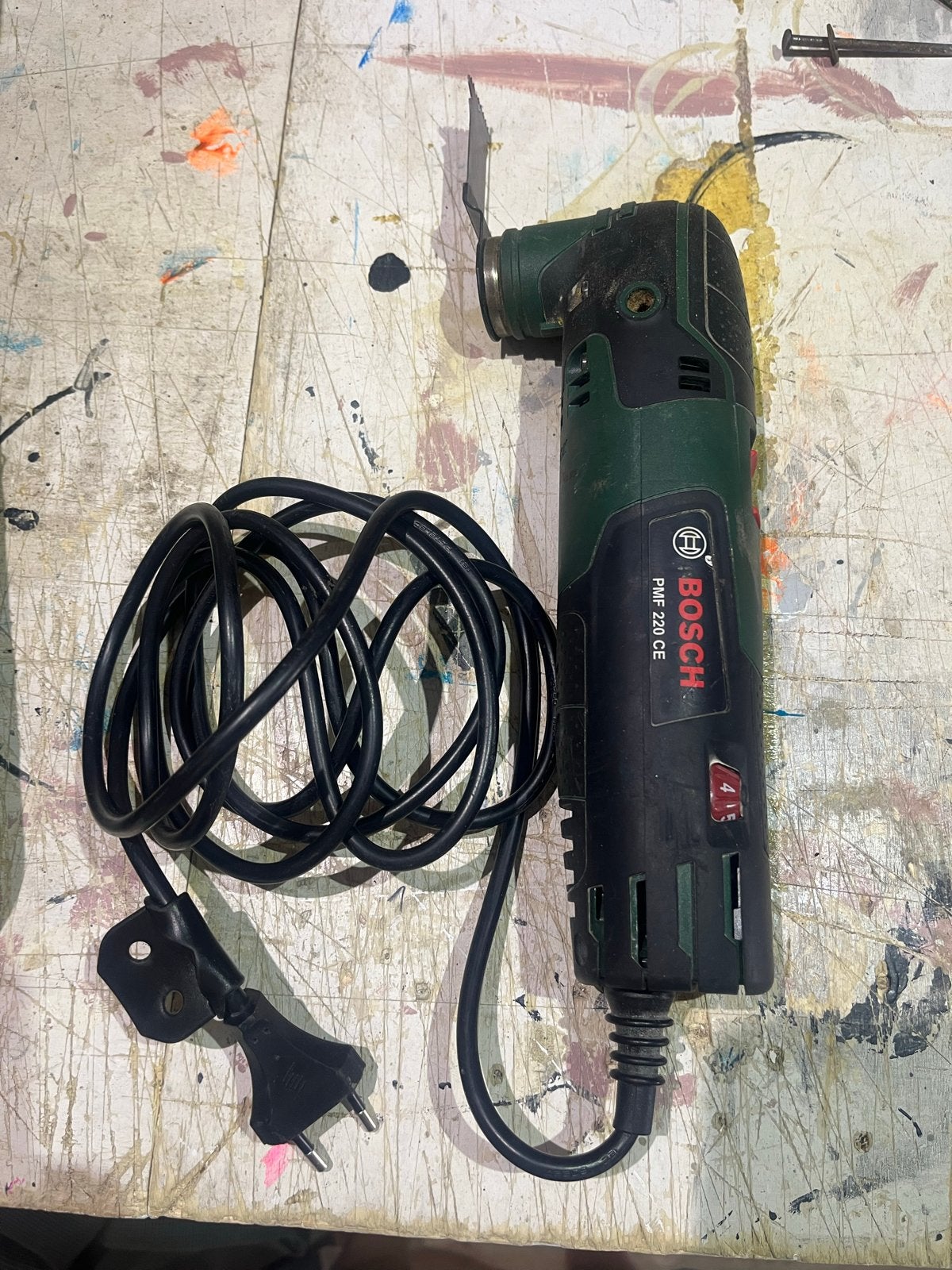 Bosch PMF 220 CE Multitool met zaagbladen en koffer, Ophalen, Gebruikt, Multitool, Bosch