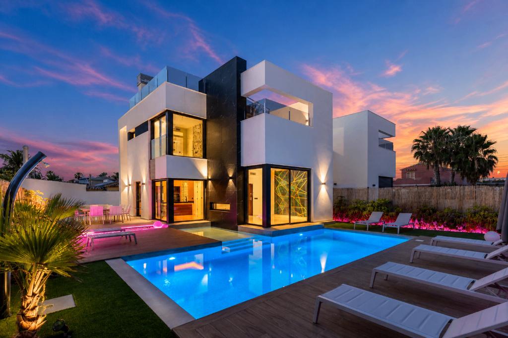 VILLA TE HUUR SPANJE (TORREVIEJA), Torrevieja, Spanje, Woonhuis, 3 kamers